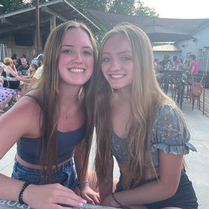 Meet your Posher, Hope